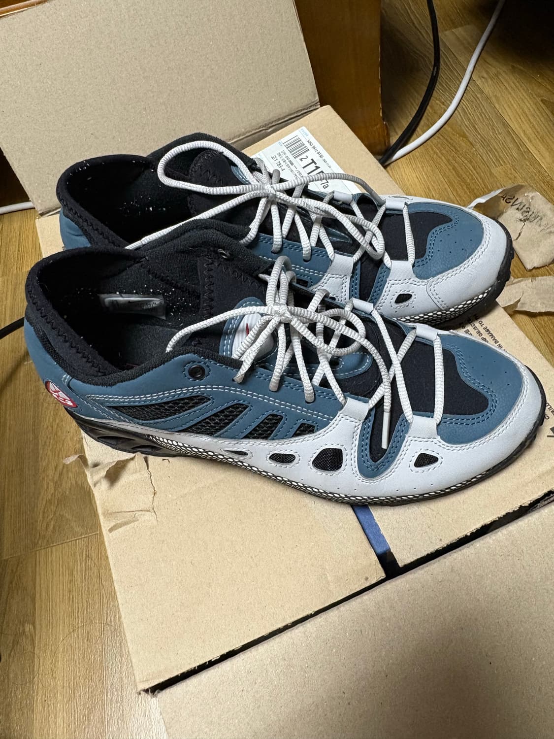 나이키ACG Air Exploraid 내추럴 그레이/애쉬 그린 상품이미지2