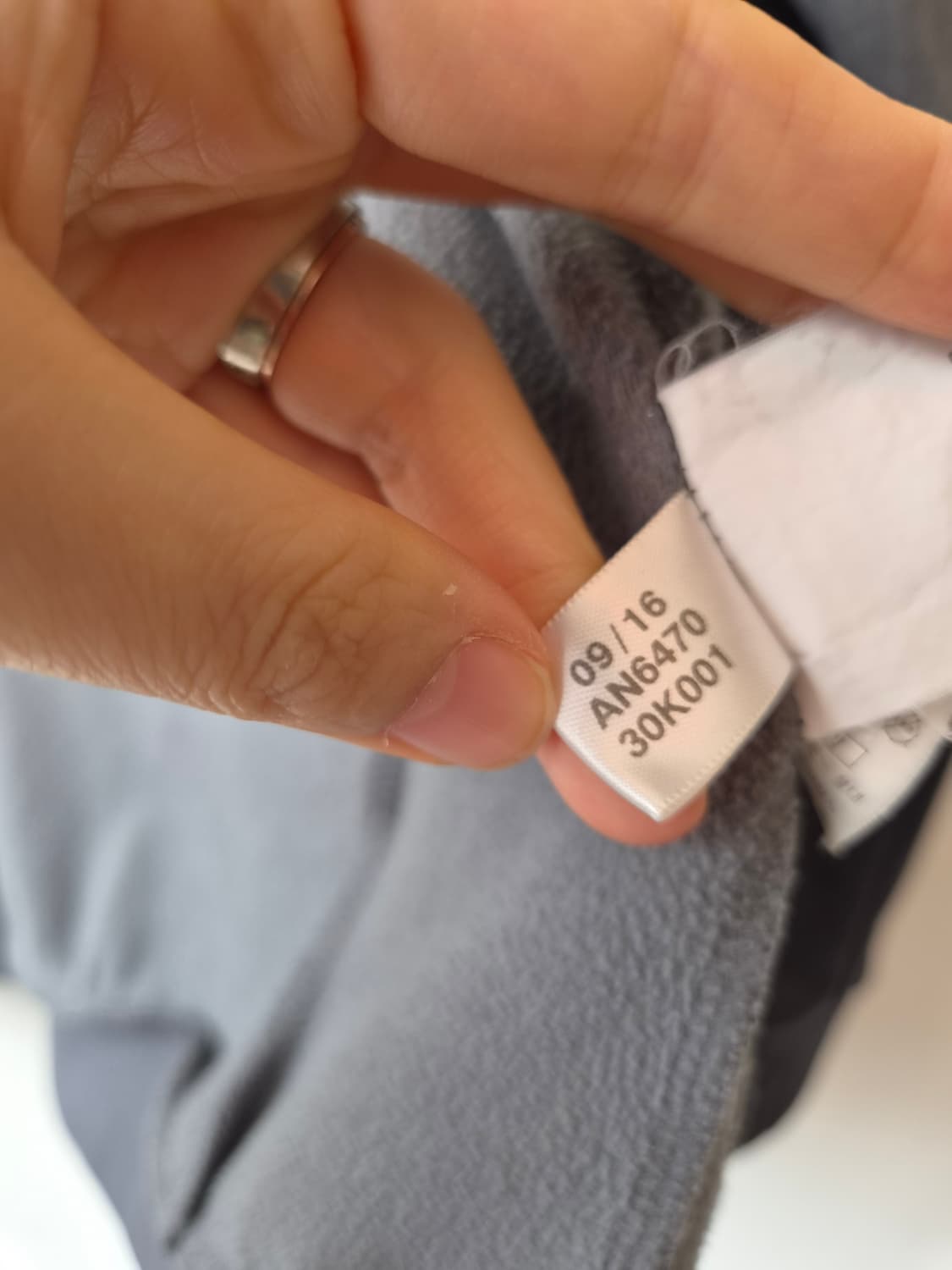 아디다스 키즈(여성가능) 그레이기모삼선트랙탑 79사이즈 상품이미지8