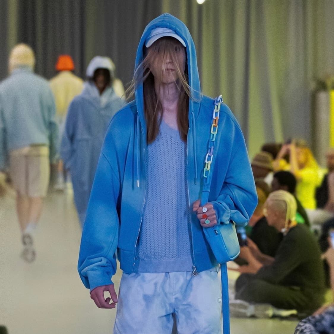 솔리드옴므 23SS 스펙트럼 후드집업 상품이미지1