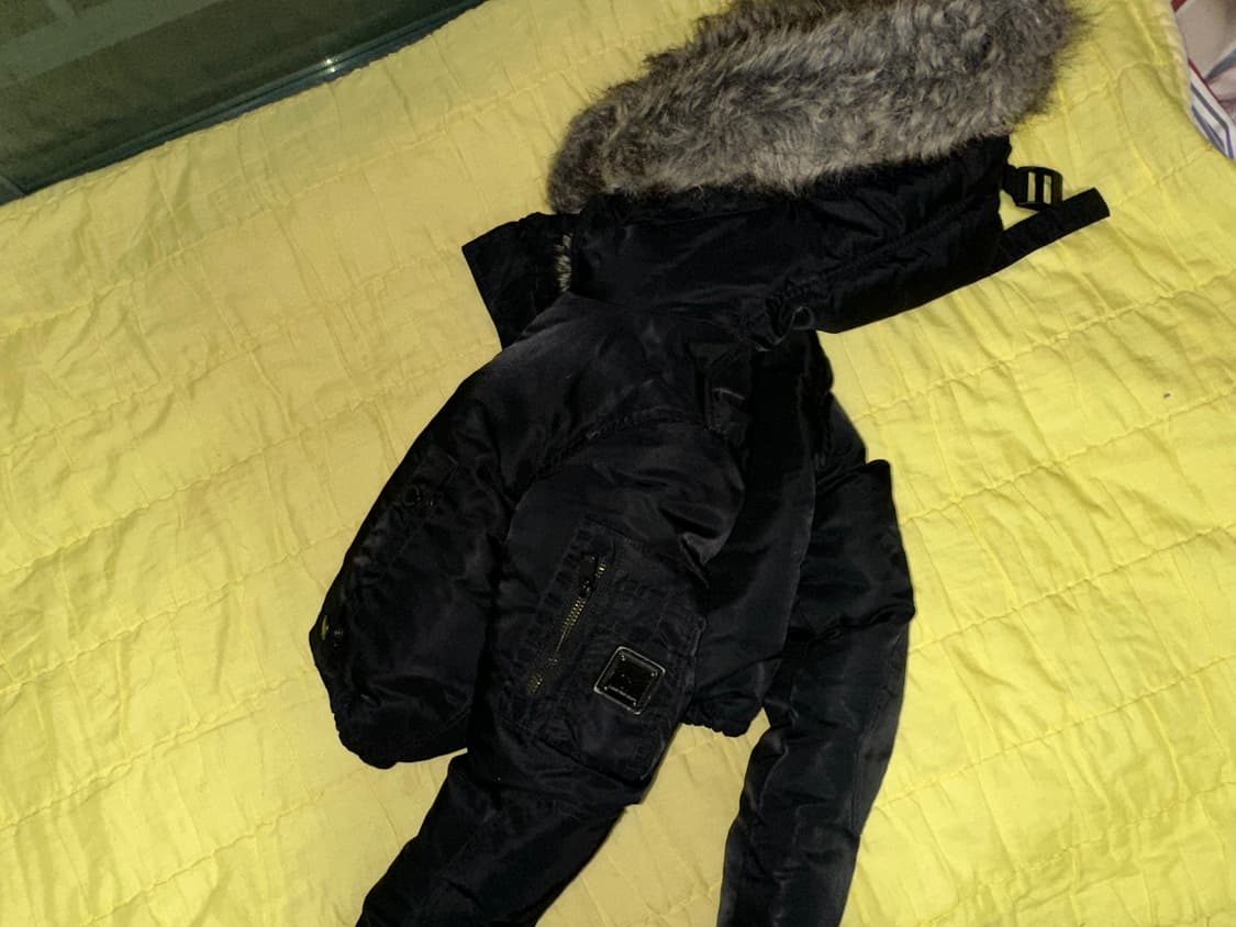 캘빈클라인 초 크롭 퍼 트리밍 패딩. 펑크.  상품이미지2