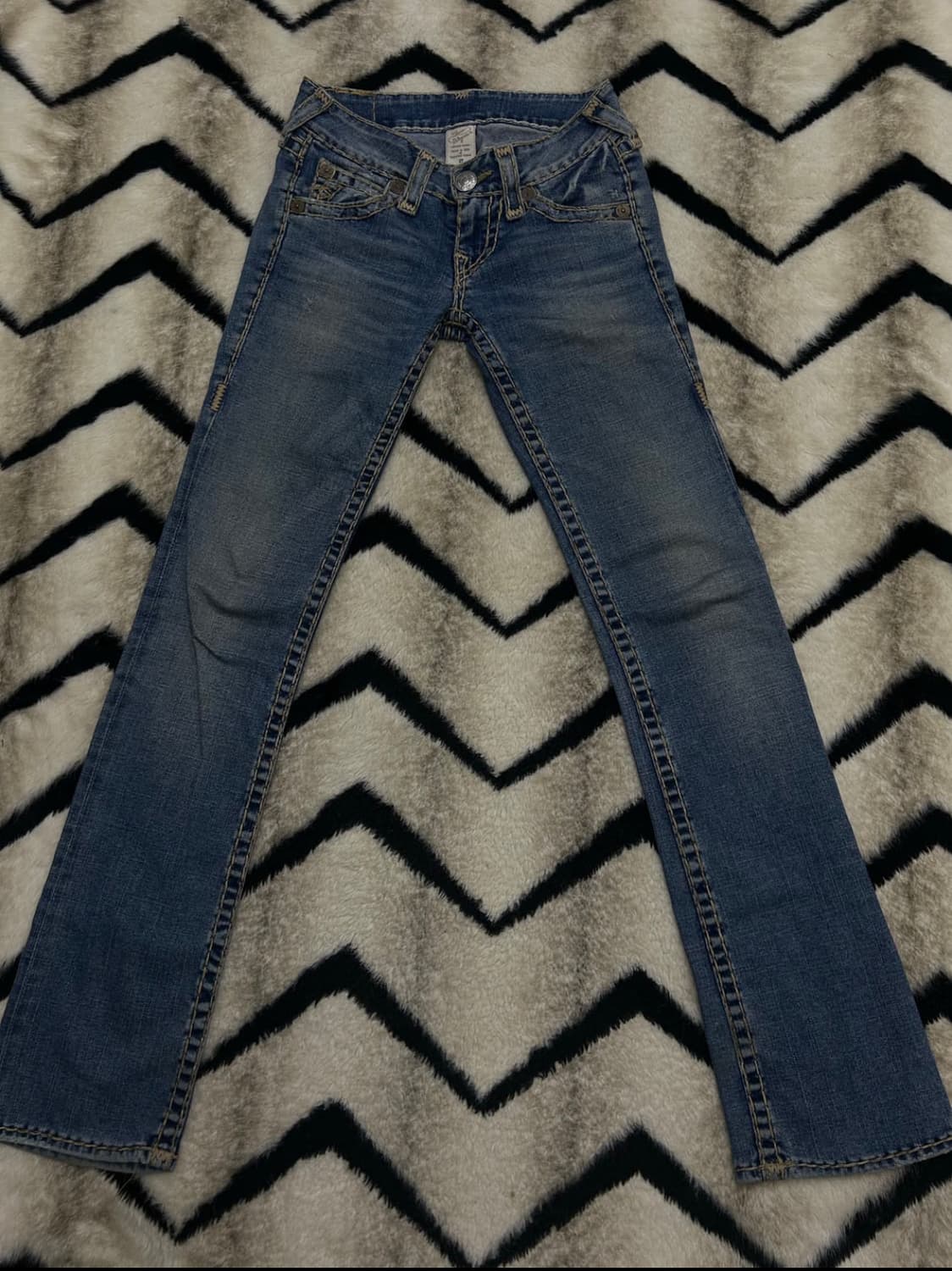 트루릴리전 로우라이즈 스트레이트 팬츠 상품이미지1