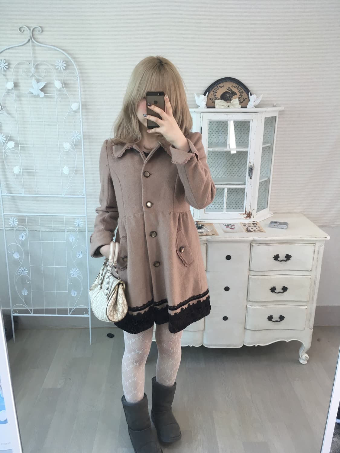 액시즈팜 라떼 앤틱 레이스 코트 상품이미지1