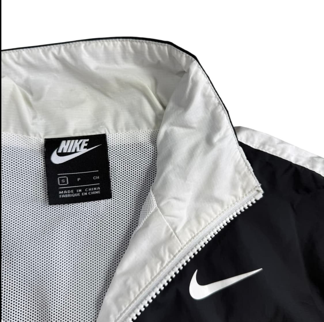나이키 바람막이 상품이미지2