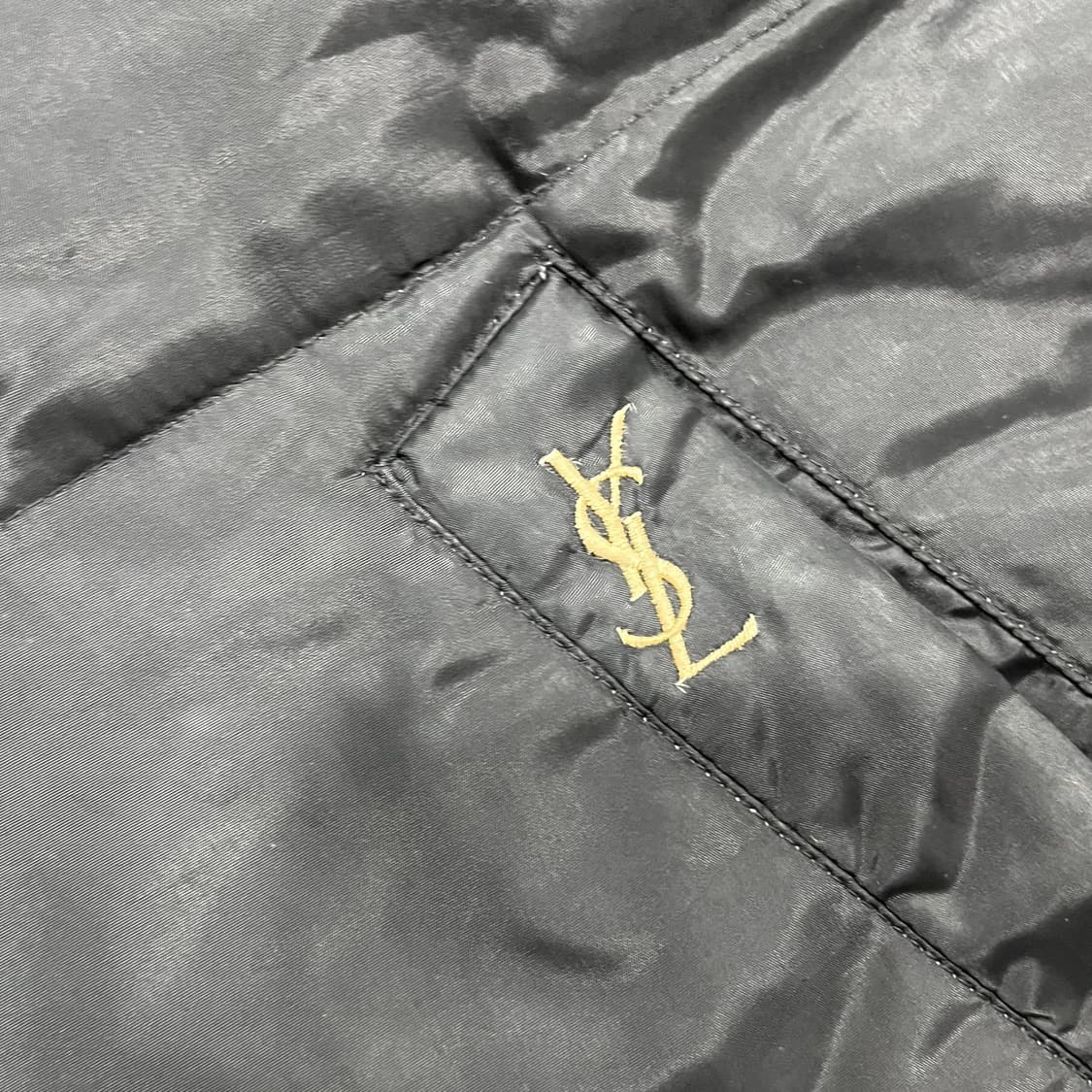 입생로랑 00s 구형 크라운 넥 락시크 패디드 자켓 상품이미지6