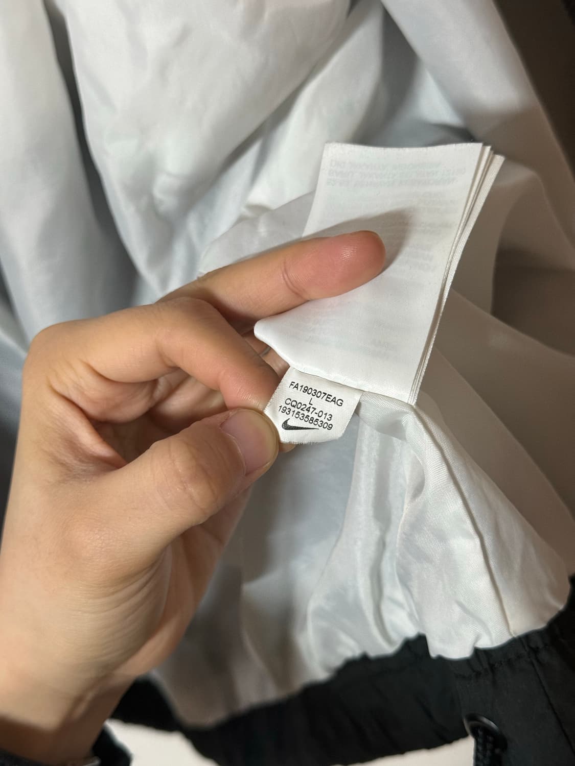 나이키 빅로고 배색 반집업 윈드브레이커 상품이미지6