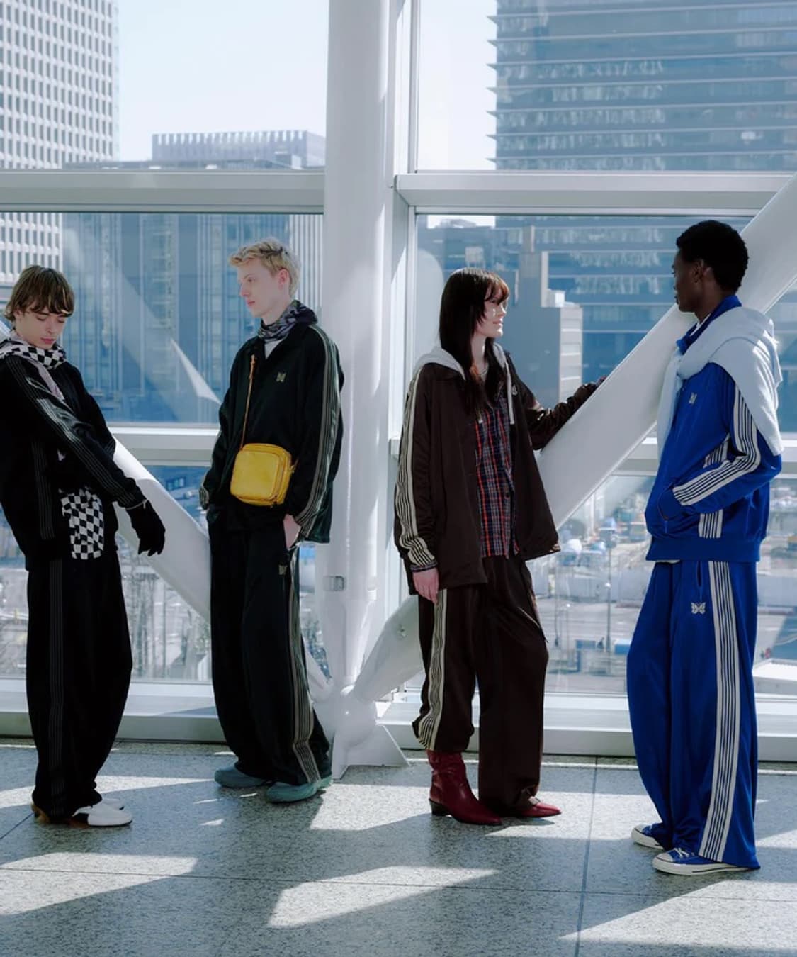 니들스 x LHP H.D폴리트랙팬츠 다크그린s 상품이미지10