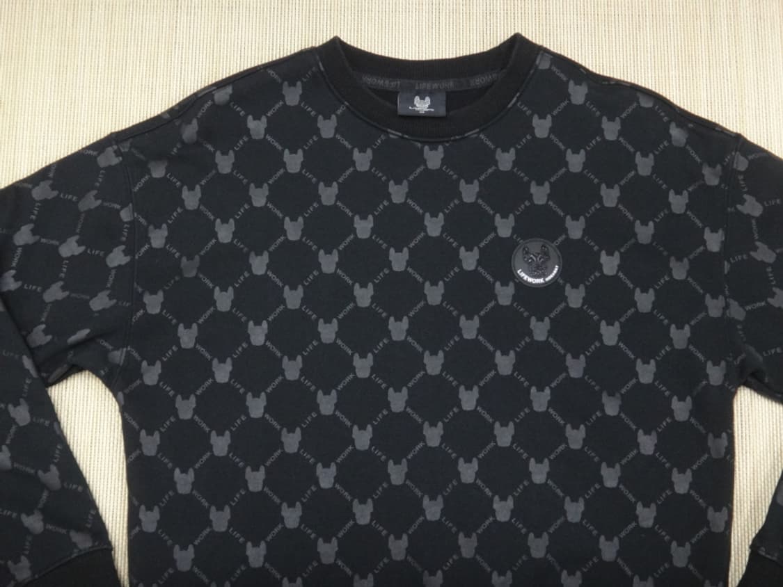 (XS) 라이프워크 모노그램 패턴 맨투맨 제트블랙 상품이미지3