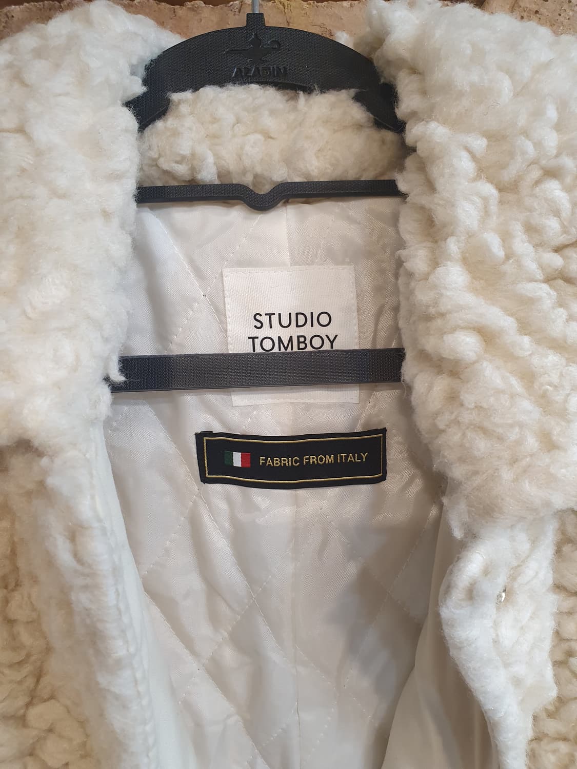 Studio Tomboy 뽀글이 롱 코트 아이보리 상품이미지4