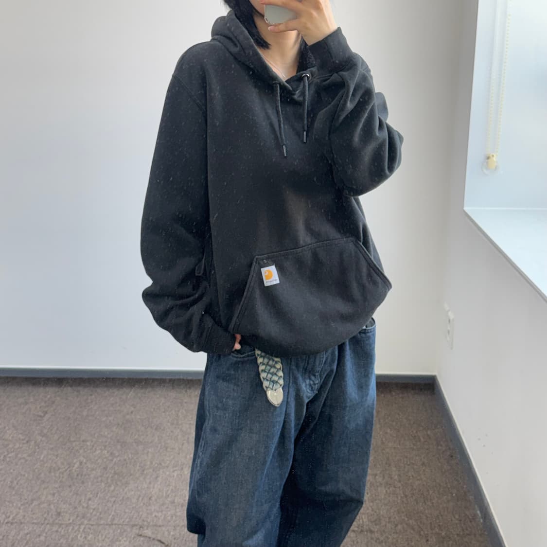 Carhartt 칼하트 블랙 후드티 상품이미지2