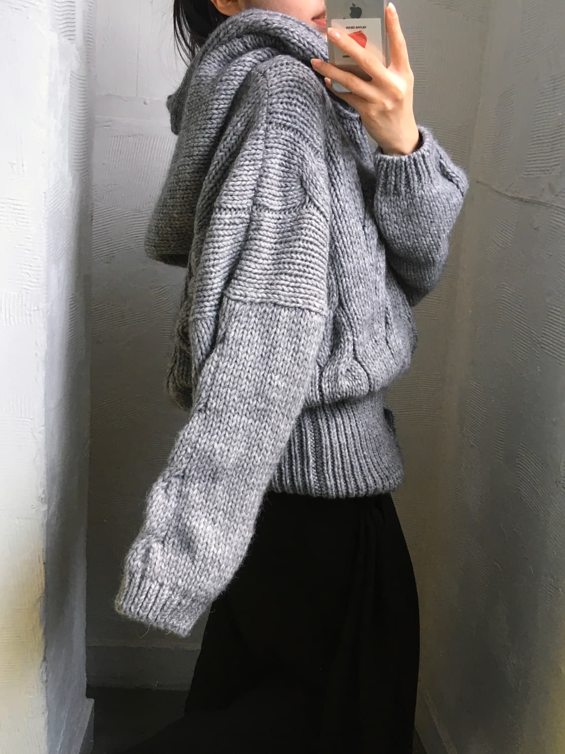 Vivienne Westwood 비비안웨스트우드 케이블 언발 후드 가디건 상품이미지4