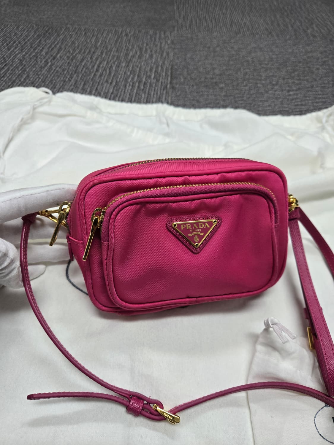 [특가][정품]프라다 미니 크로스백 상품이미지1