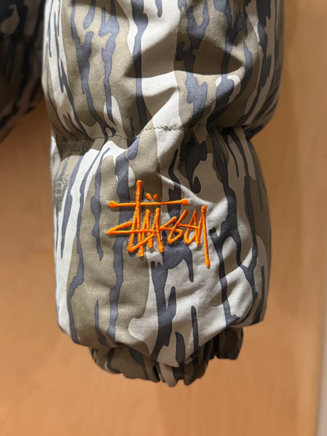 Stussy Mossy Oak Down Puffer Jacket Camo 상품이미지7