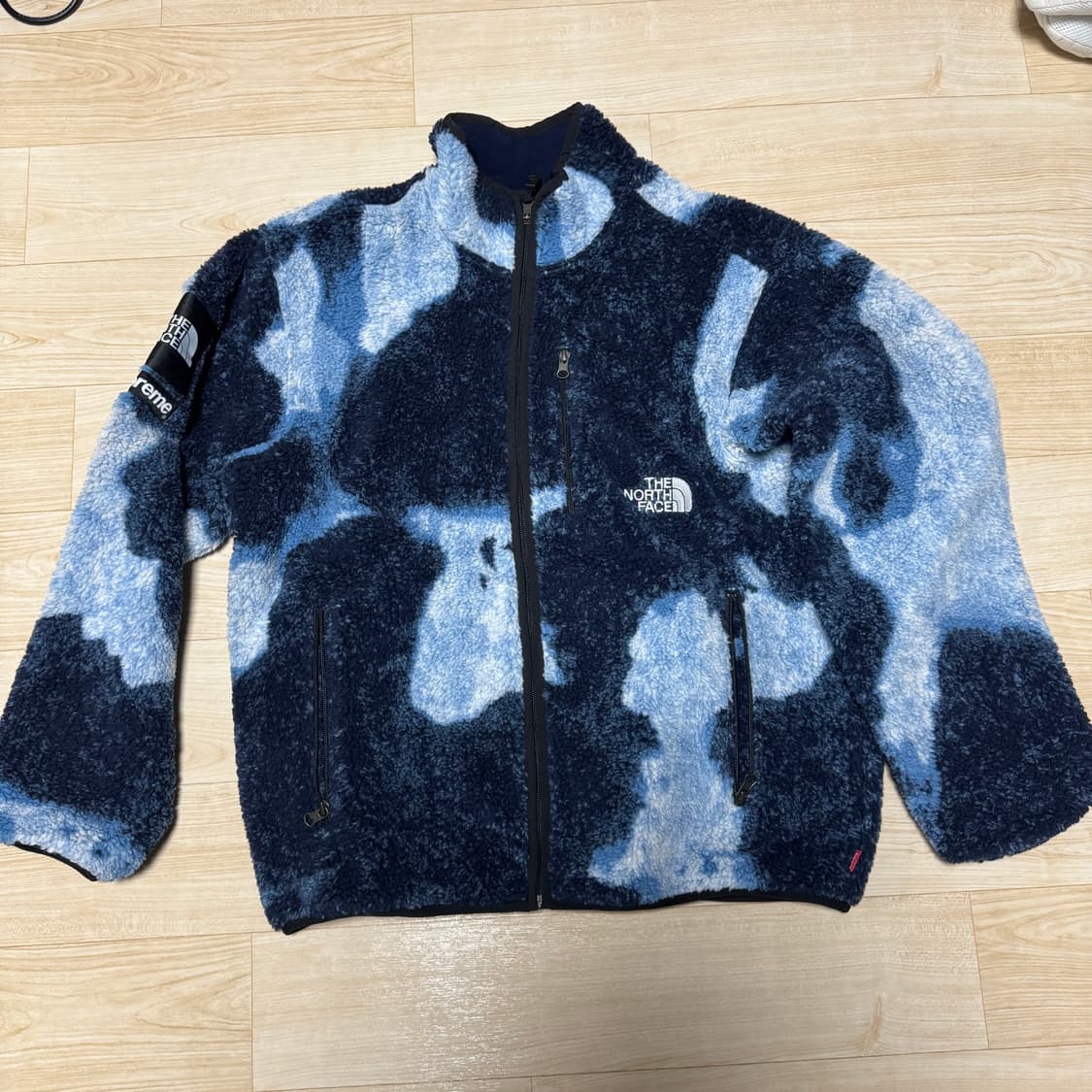 [S급] 21FW 노스페이스 슈프림 후리스 팝니다 상품이미지1