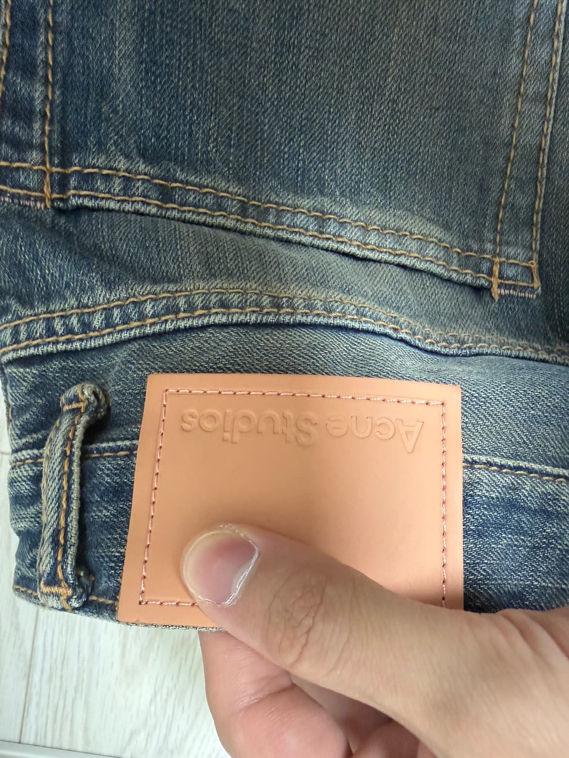 아크네 스튜디오 2024f 플레어진 상품이미지10