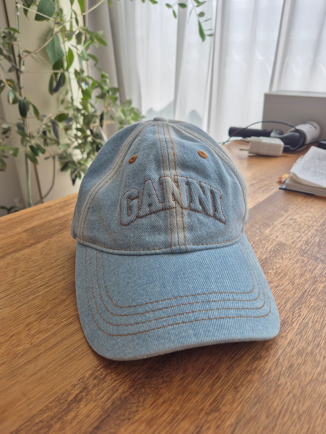 GANNI 가니 '해브어나이스데이, 플리즈 리싸이클' 캡 상품이미지1