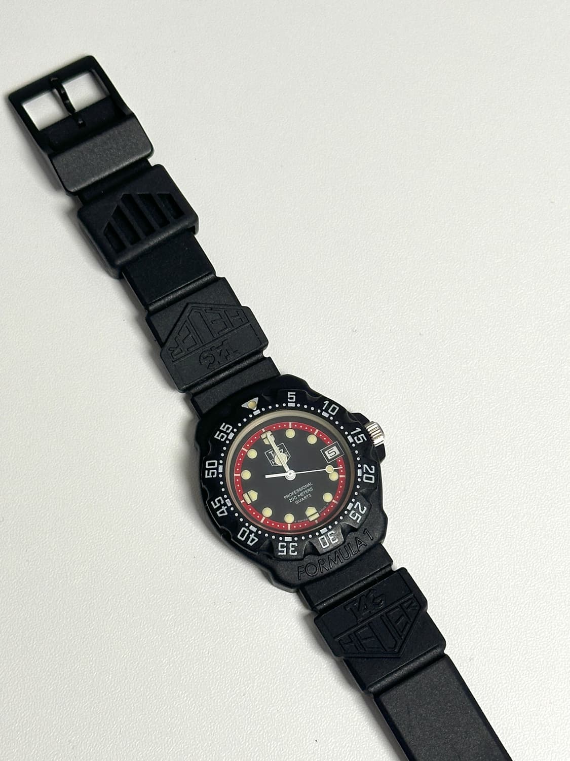 태그호이어 포뮬러1 kith 콜라보 원판 상품이미지1