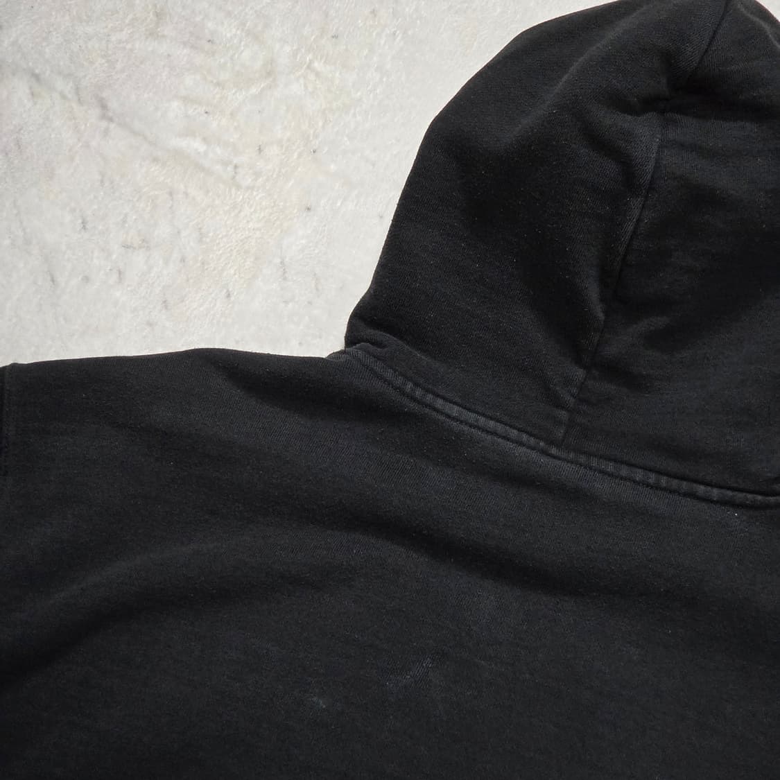 커버낫 로고 자수 블랙 후드티 상품이미지5