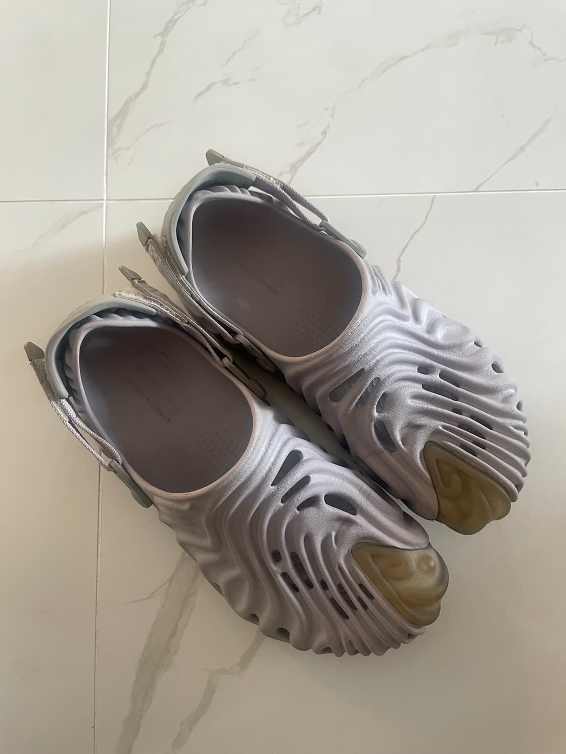 크록스x살레헤 벰버리 폴렉스 클로그 얼친 상품이미지1