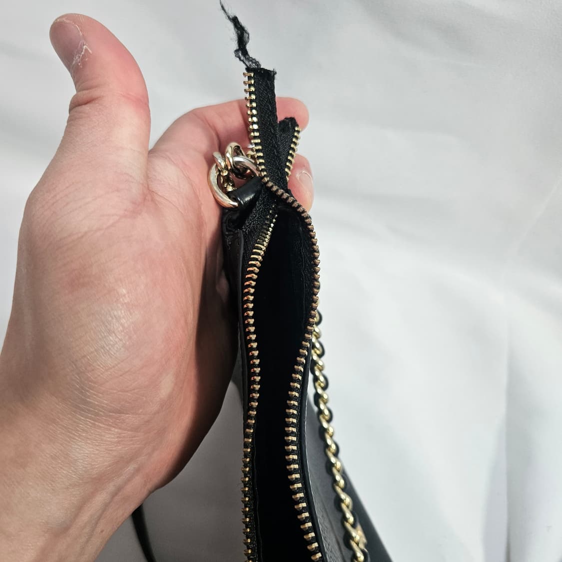 코치 레더 크로스백 상품이미지4