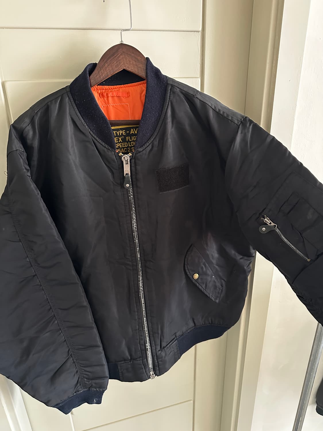 AVIREX MA-1 백 로고 플라이트 자켓 상품이미지2