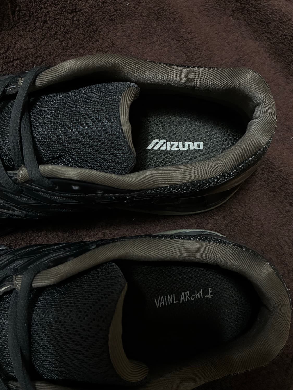 미즈노 X 바이닐 아카이브 웨이브 프로페시 LS  상품이미지4