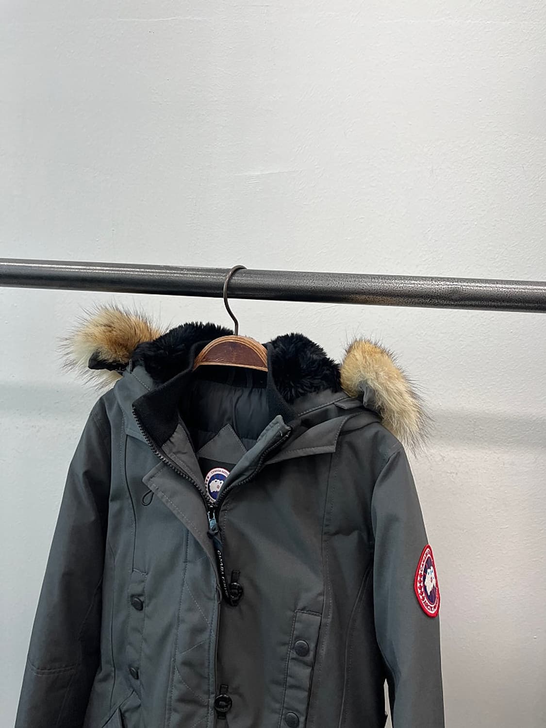 여) 캐나다구스 그레이 켄싱턴 다운파카  상품이미지2