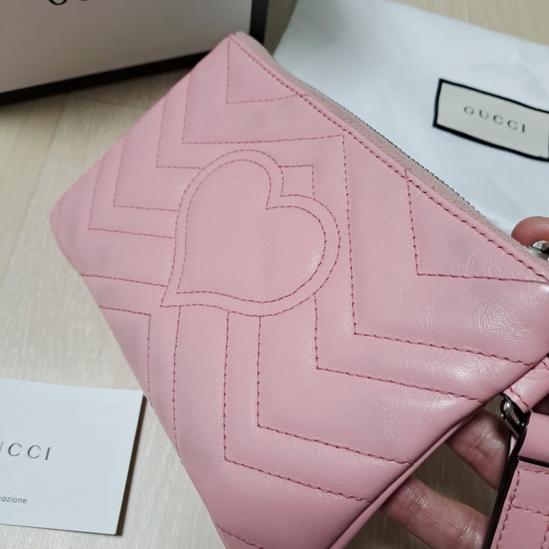 [100%/정품] 구찌 GG 마몽 마틀라세 핑크 파우치, 구찌클러치 상품이미지4
