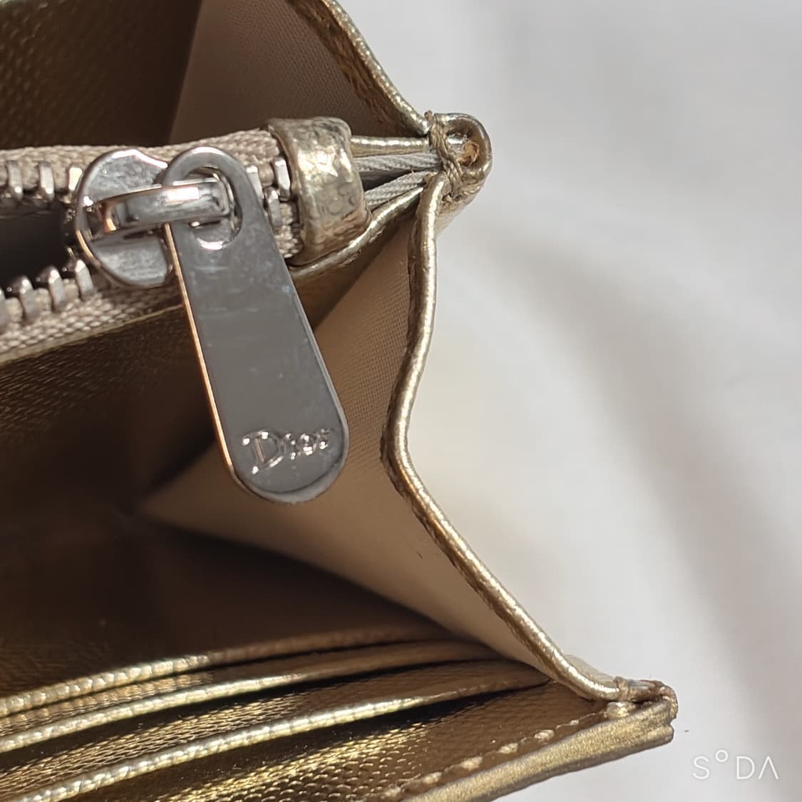 디올 클러치백 골드 상품이미지8