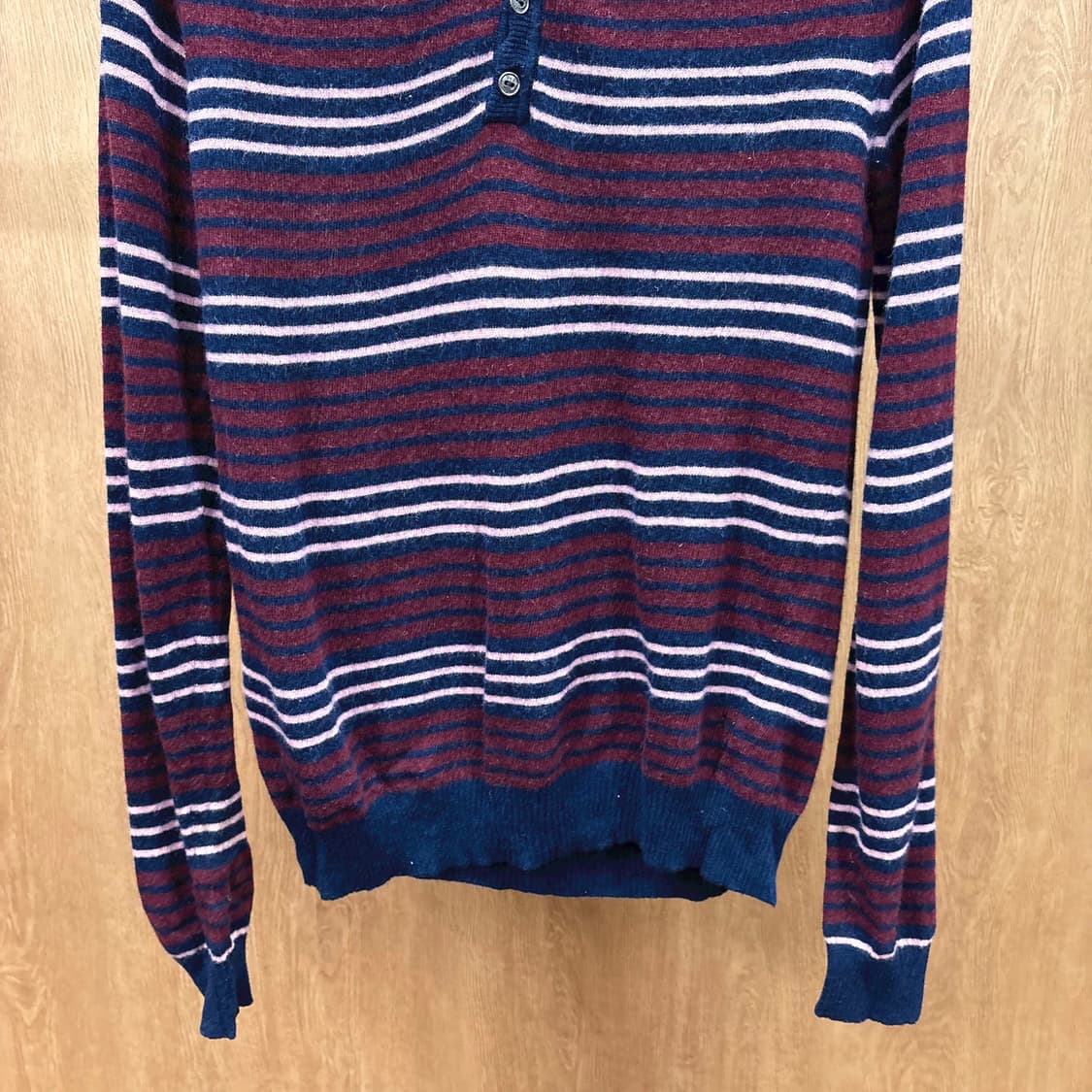 돌체앤가바나 긴팔 카라 니트 멀티 스트라이프 패턴 로고 패치 네이비 레드 상품이미지5