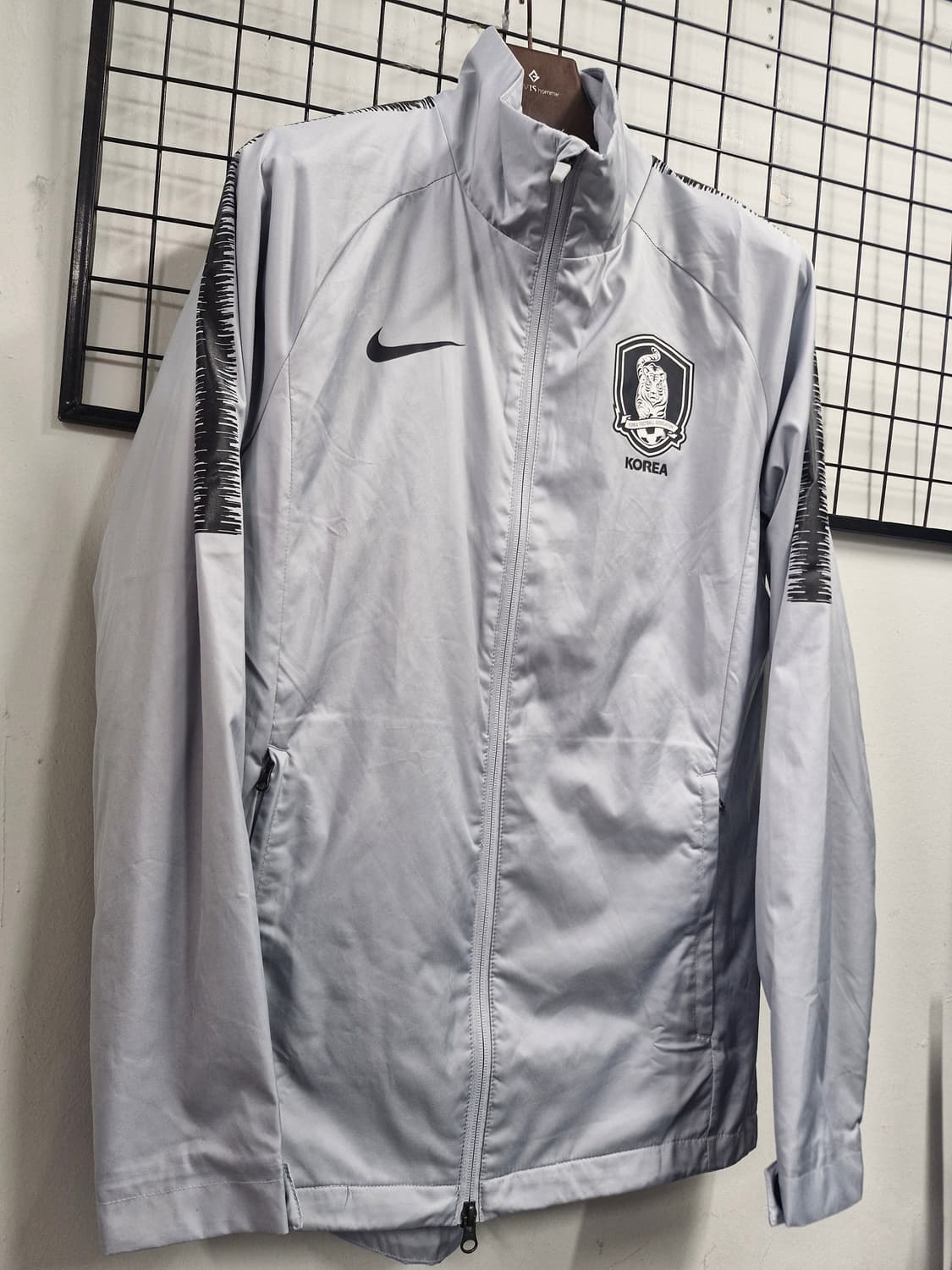 95M 나이키 축구 국가대표팀 바람막이 자켓. 상품이미지2