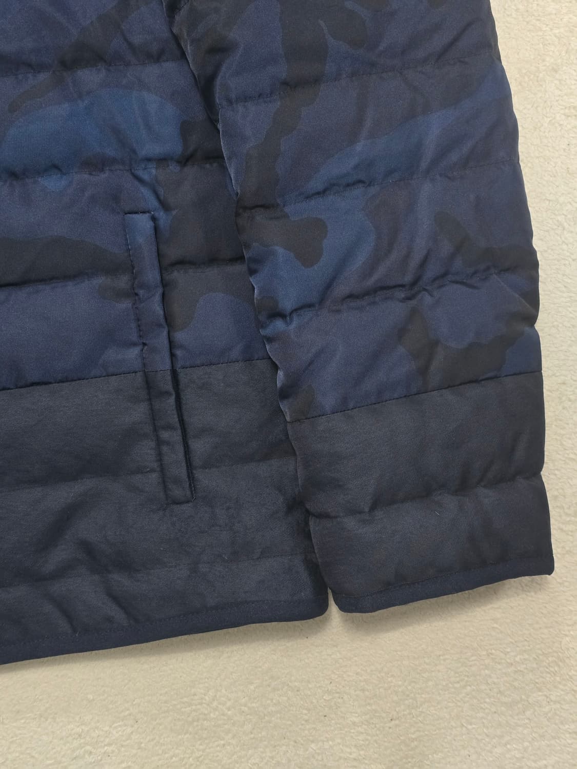 Valentino 발렌티노 서브제로 쿠튀르 카모 구스 패딩 상품이미지4