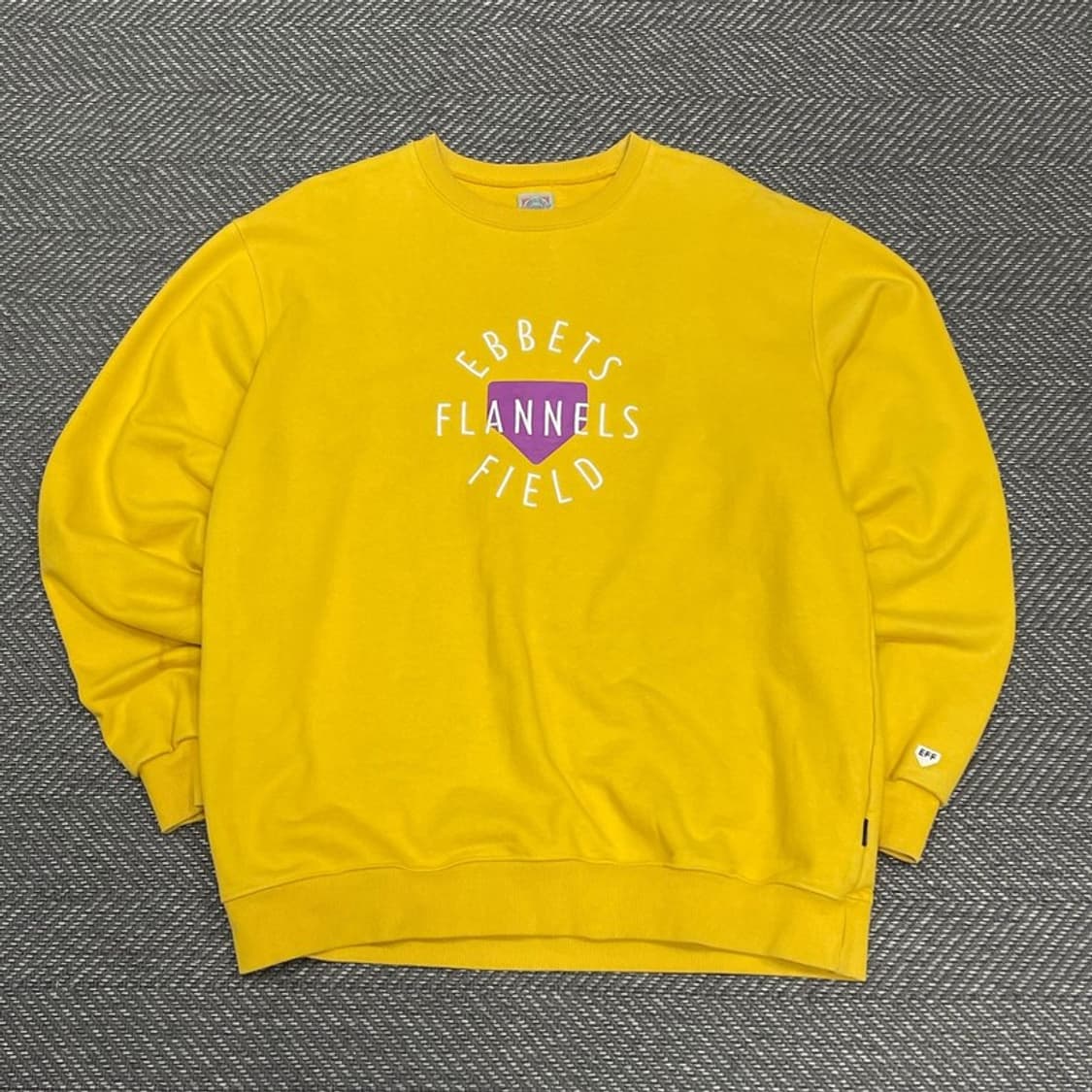 이벳필드 자수 로고 맨투맨 v0228 상품이미지1