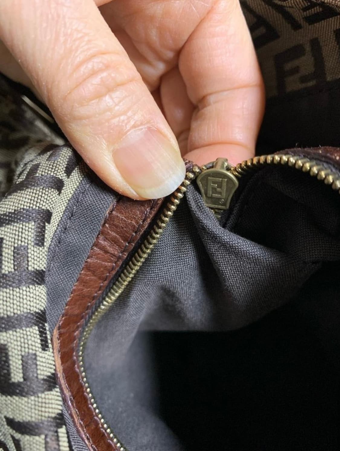 펜디 주카 맘마백. 정품 상품이미지8