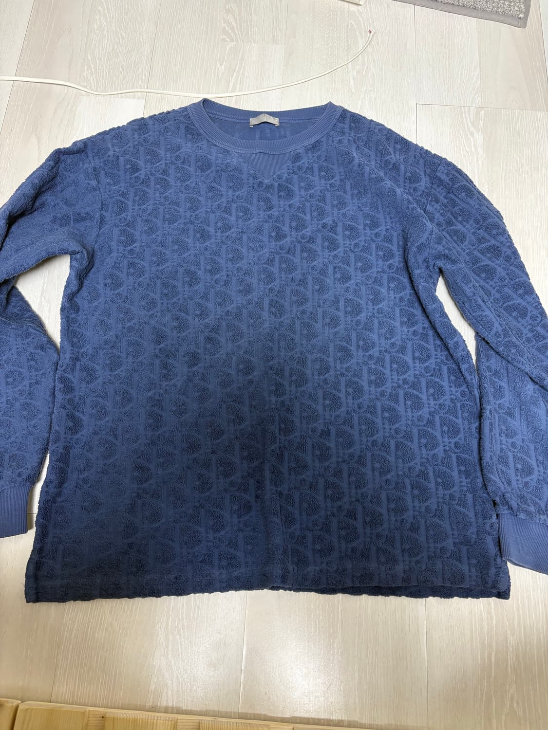 디올 테리 맨투맨 xs 상품이미지1