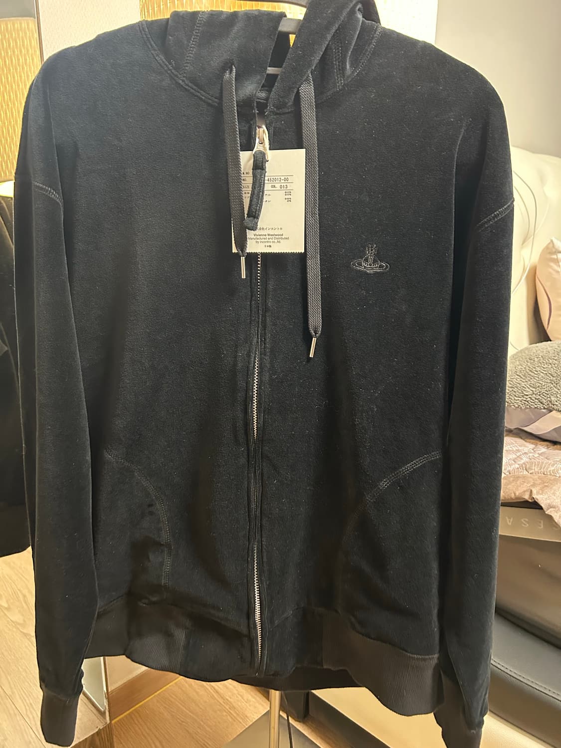 비비안웨스트우드 레드라벨 벨벳 집업 상품이미지1