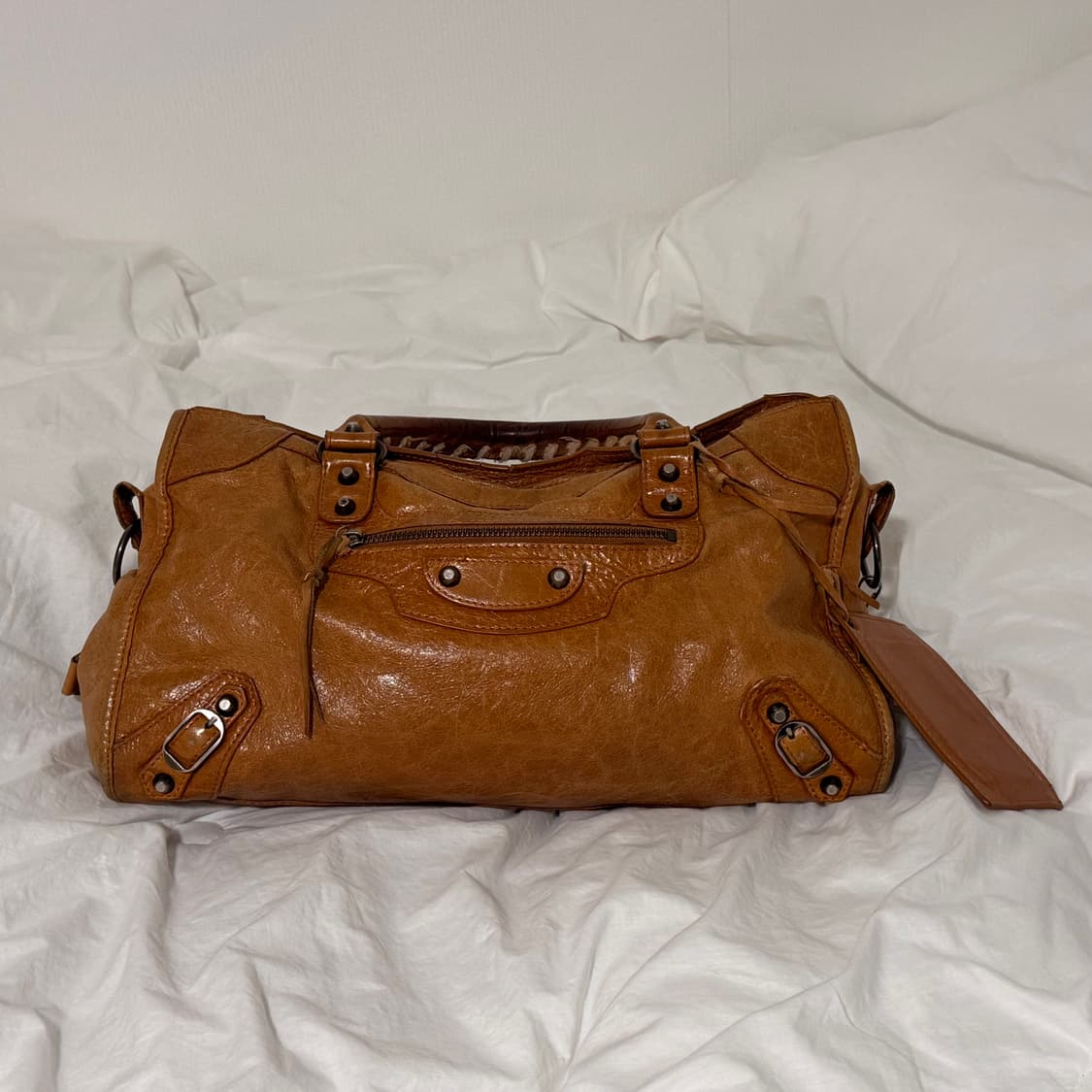 발렌시아가 모터백 상품이미지2