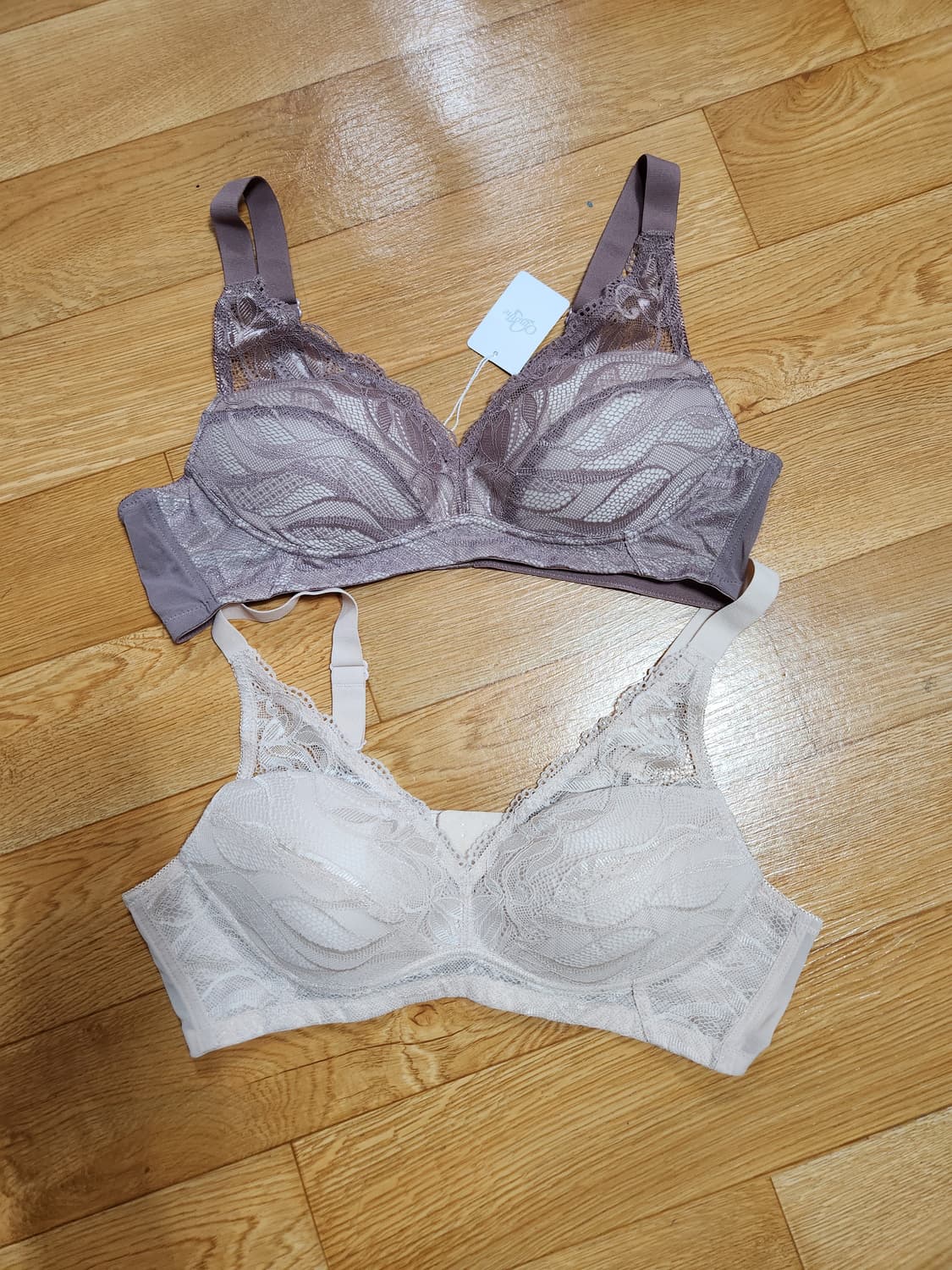 새것)오모떼 노와이어 브라 2종 세트 85A 상품이미지1