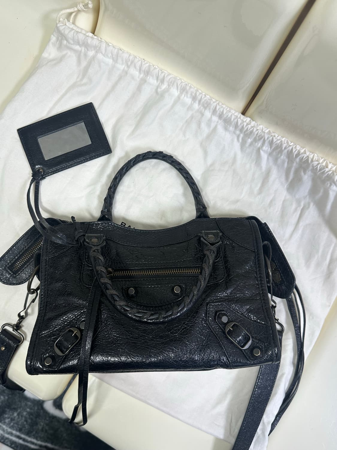 [A+ 정품] 발렌시아가 시티 모터백 미니 블랙 상품이미지8