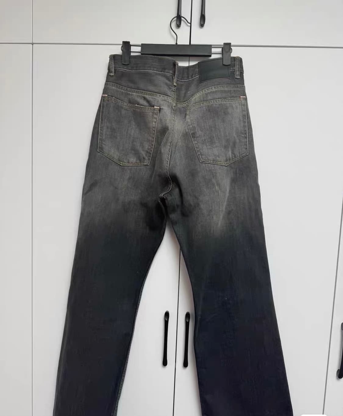 아크네 스튜디오 2021 트리필카 블랙 26/30 상품이미지4