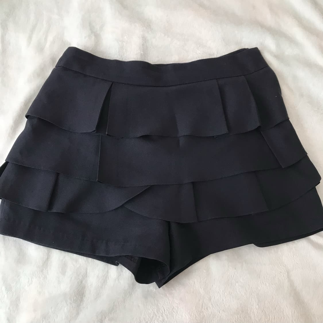 네이비 프릴 스커트 상품이미지1