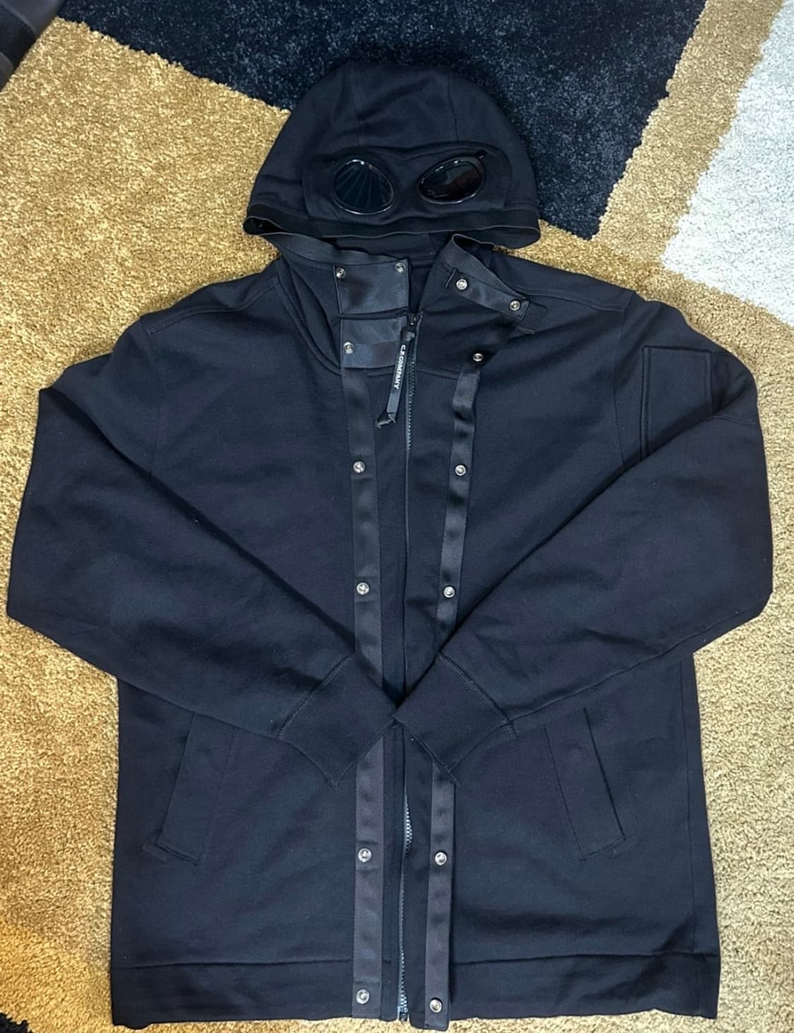 cp컴퍼니 고글 후드 자켓 상품이미지1