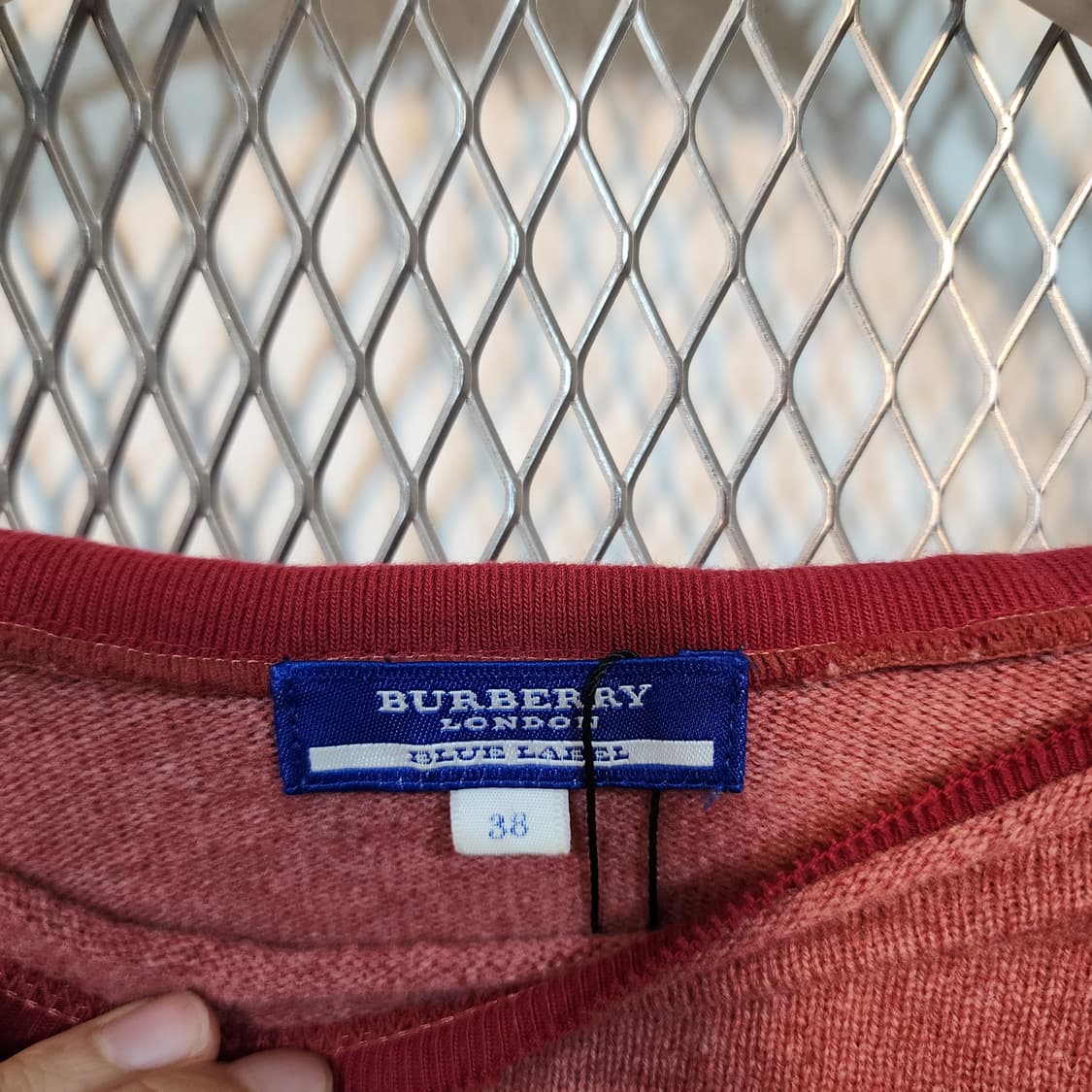 버버리 블루라벨 울 니트 상품이미지4