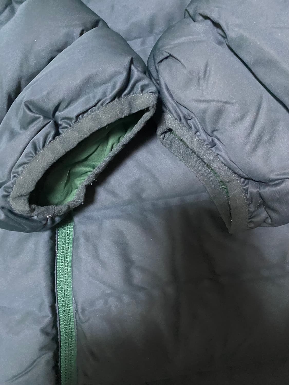 마운틴하드웨어 경량 패딩 상품이미지3