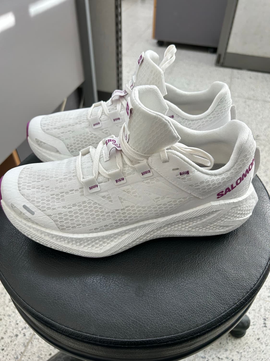 살로몬 에어로글라이드 3 (275) 상품이미지3