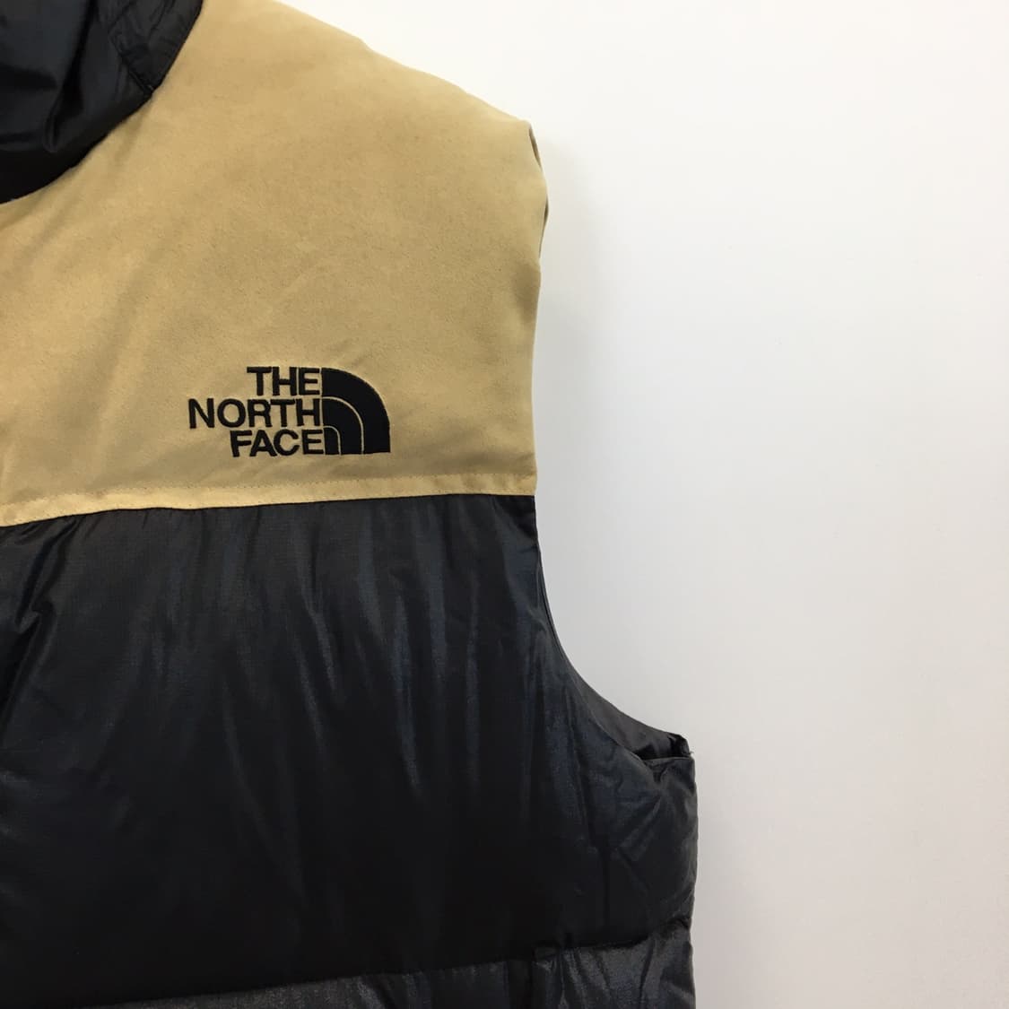 노스페이스 화이트라벨 700LTD 레드로 구스다운 패딩조끼 105  상품이미지2