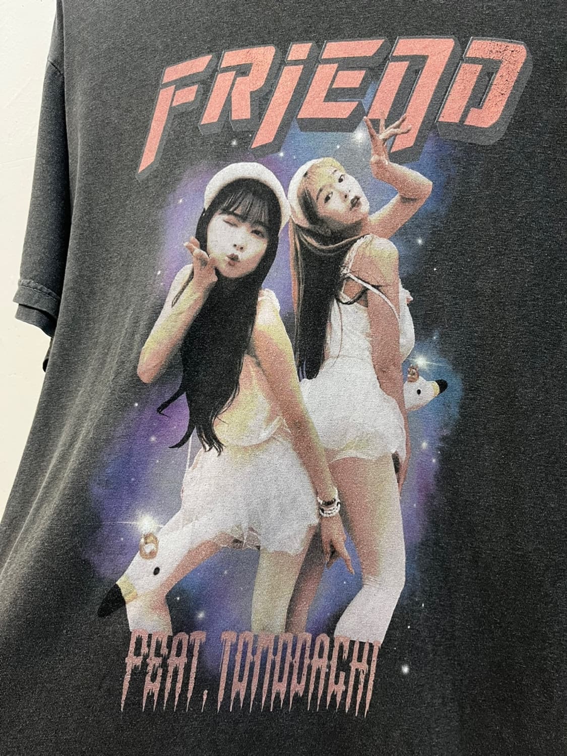 시게모리 사토미 FRIEND 기념 반팔 티셔츠 상품이미지2