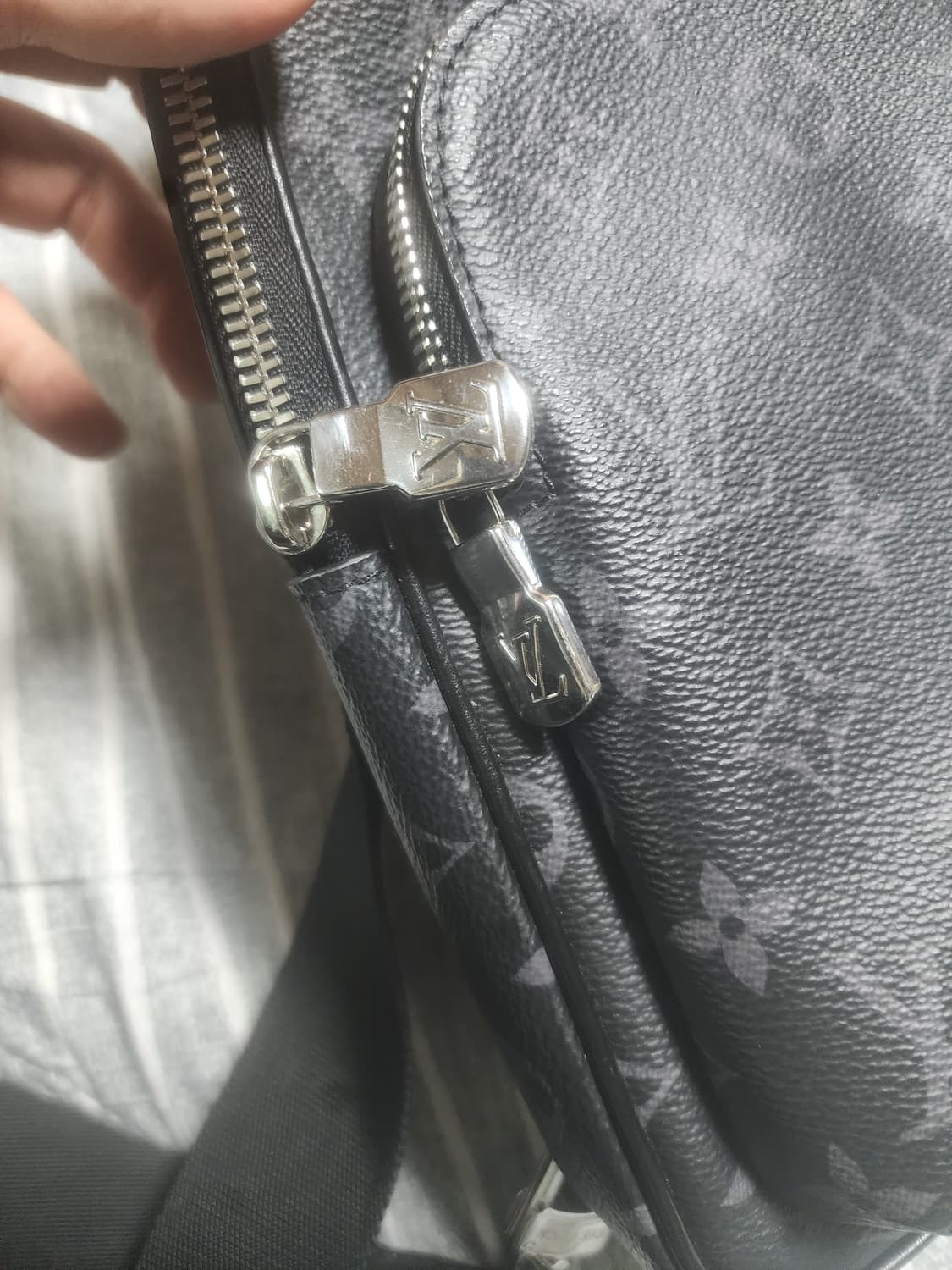 루이비통 에비뉴 pm 슬링백 상품이미지7