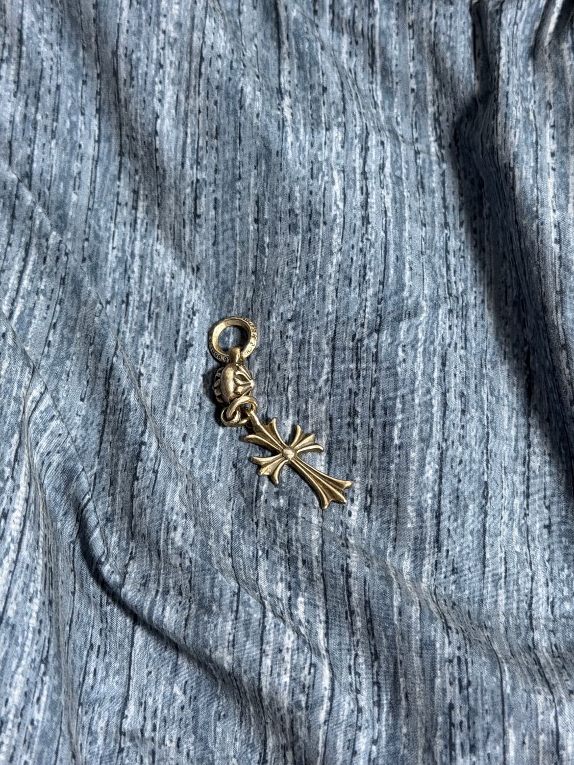 크롬하츠 원볼 타이니 CH 크로스 펜던트 단품 상품이미지1