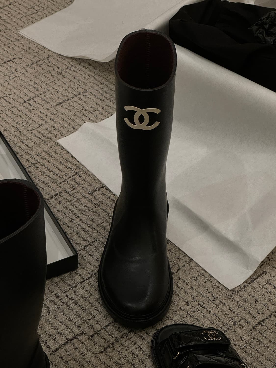 [새상품]샤넬 24S CC로고 레인부츠 블랙 37 러버부츠 상품이미지2