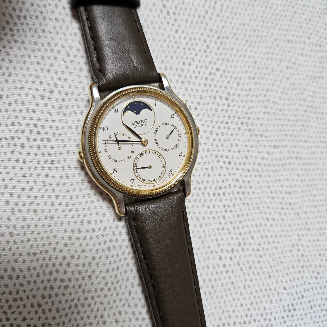 90s Seiko Moonphase Quartz 시계 세이코 문페이즈 상품이미지2